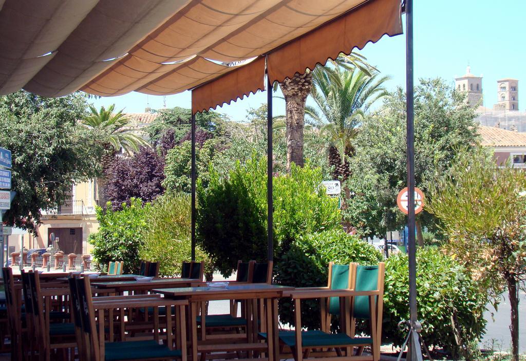 Hostal Emilia Trujillo Exterior photo